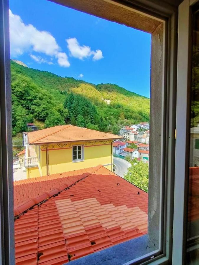 Hotel Palazzo Del Doma - Lake Vagli Vagli di Sotto Buitenkant foto