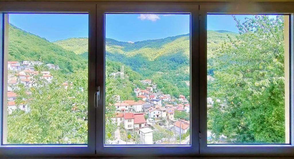 Hotel Palazzo Del Doma - Lake Vagli Vagli di Sotto Buitenkant foto
